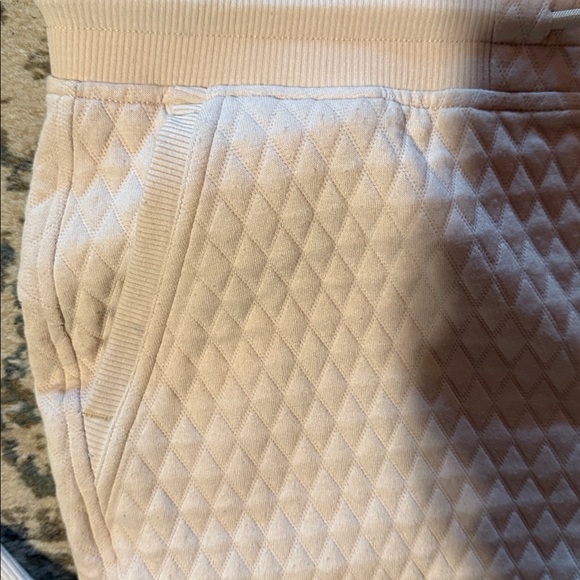 Quilted Cream Jogger Set - Picture 7 of 7